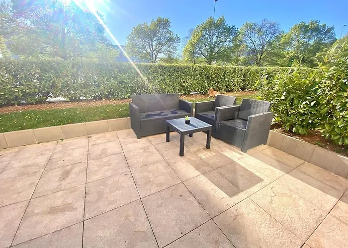 Toison Avec Piscine Dijon